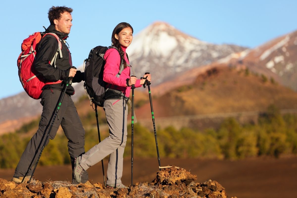 Pro's guide to hiking clothes: choosing the right clothes for your hikes -  Best Hiking Clothes